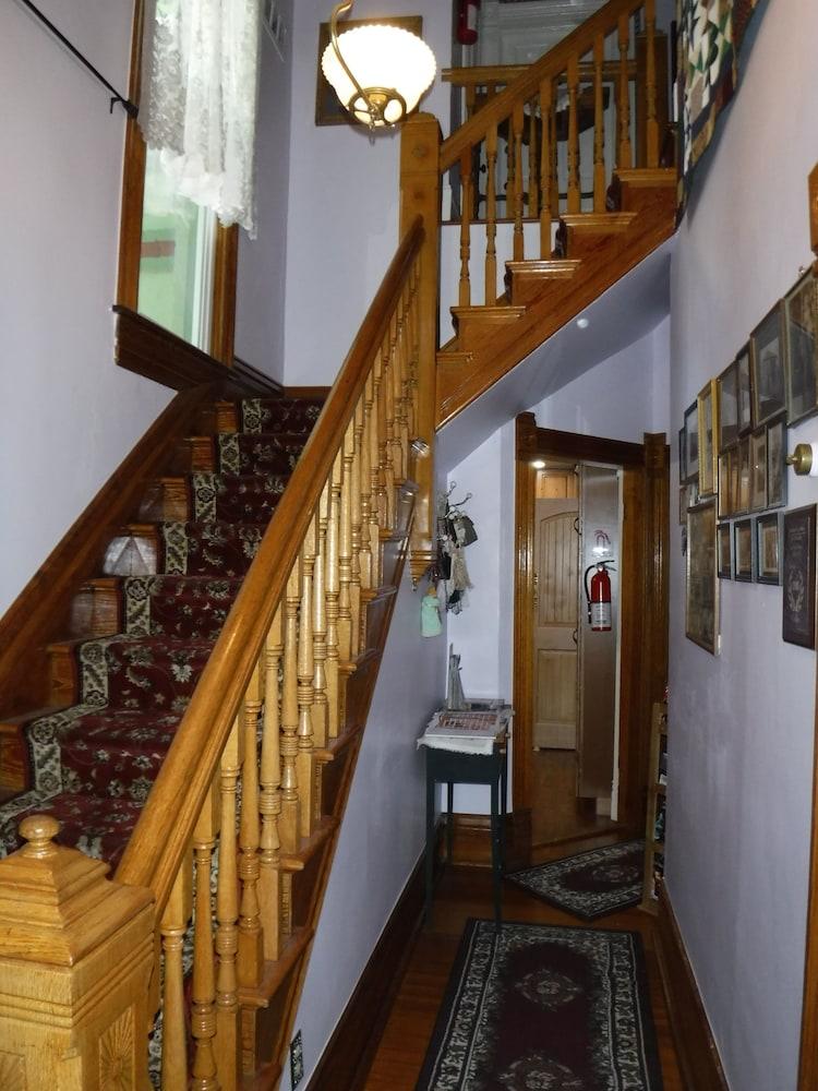 เดอะ ซิลค์ พิงคูชัน Bed & Breakfast โกลเดน ภายนอก รูปภาพ